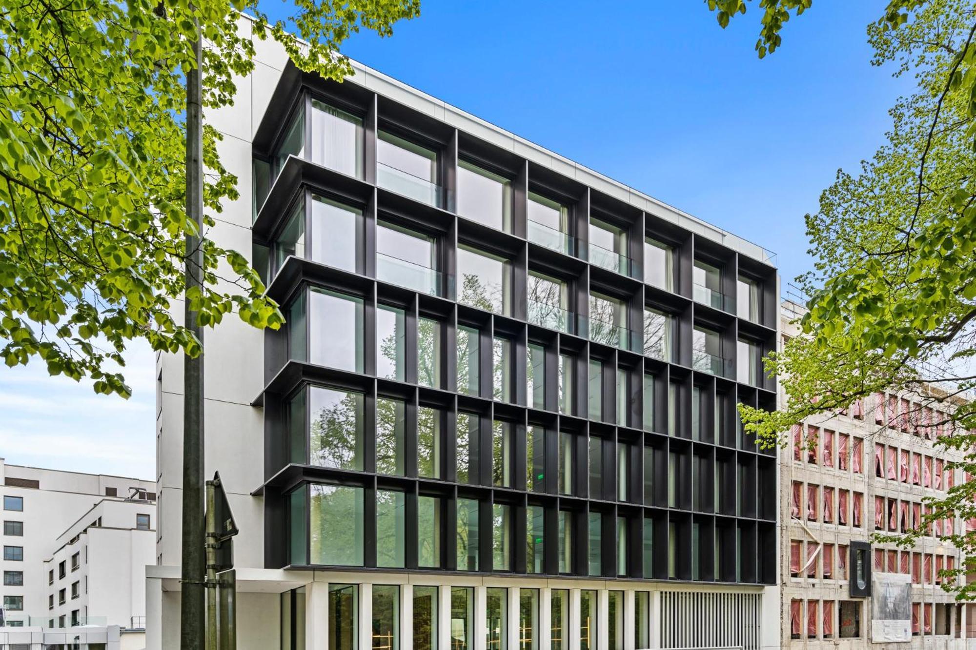 Luxury Haute Haven Queen Bed & Views Apartment Luxemburg