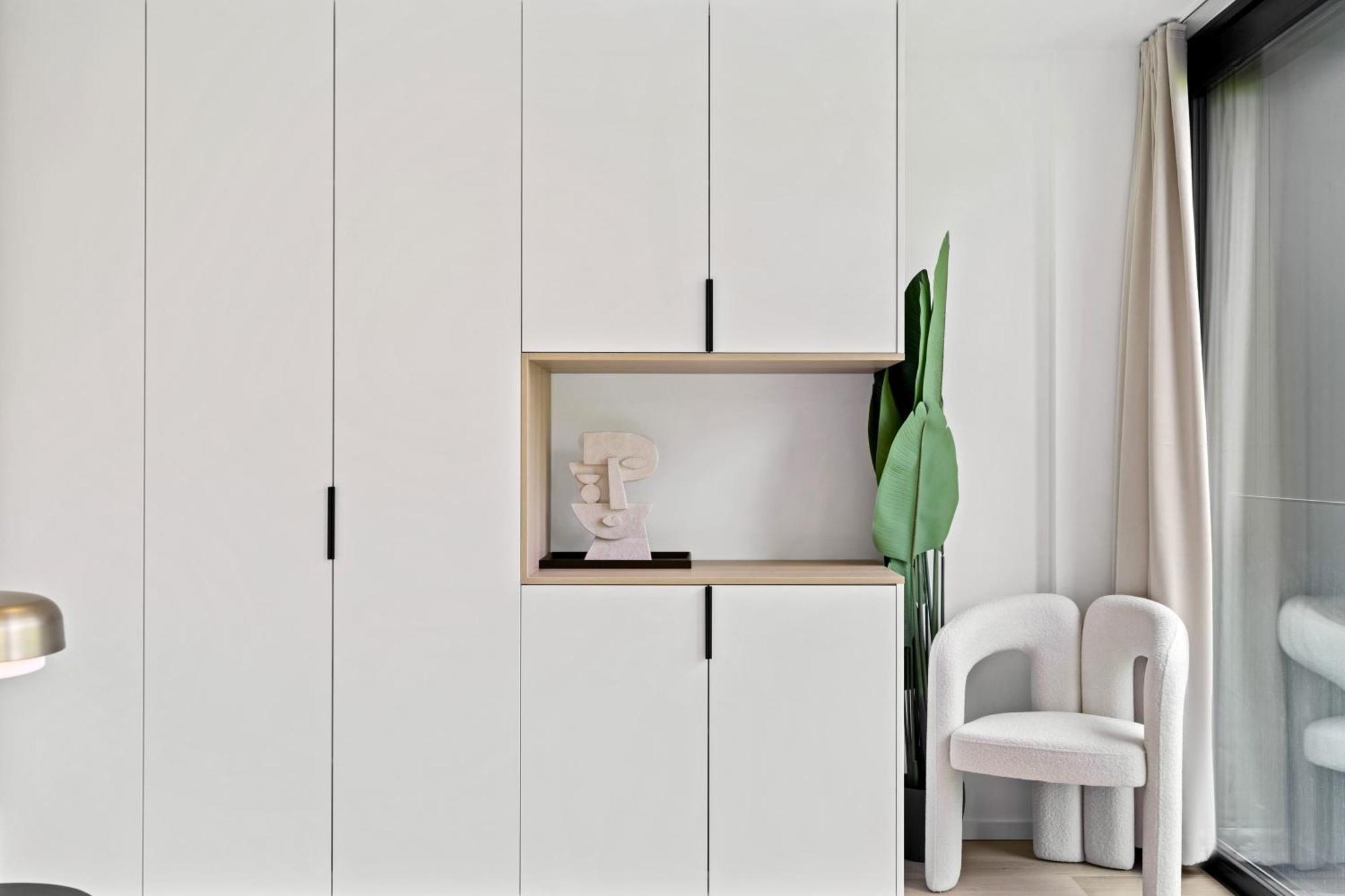 Luxury Haute Haven Queen Bed & Views Luxembourg